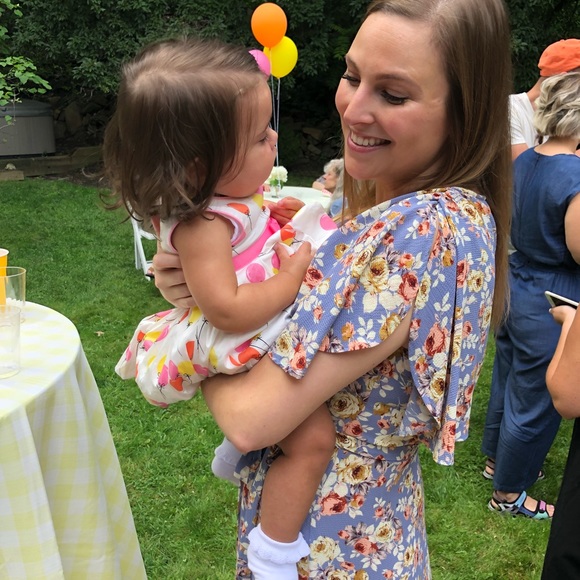 Meet your Posher, Emily - Picture 3 of 4